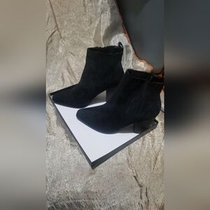 Azeala Wang black boots